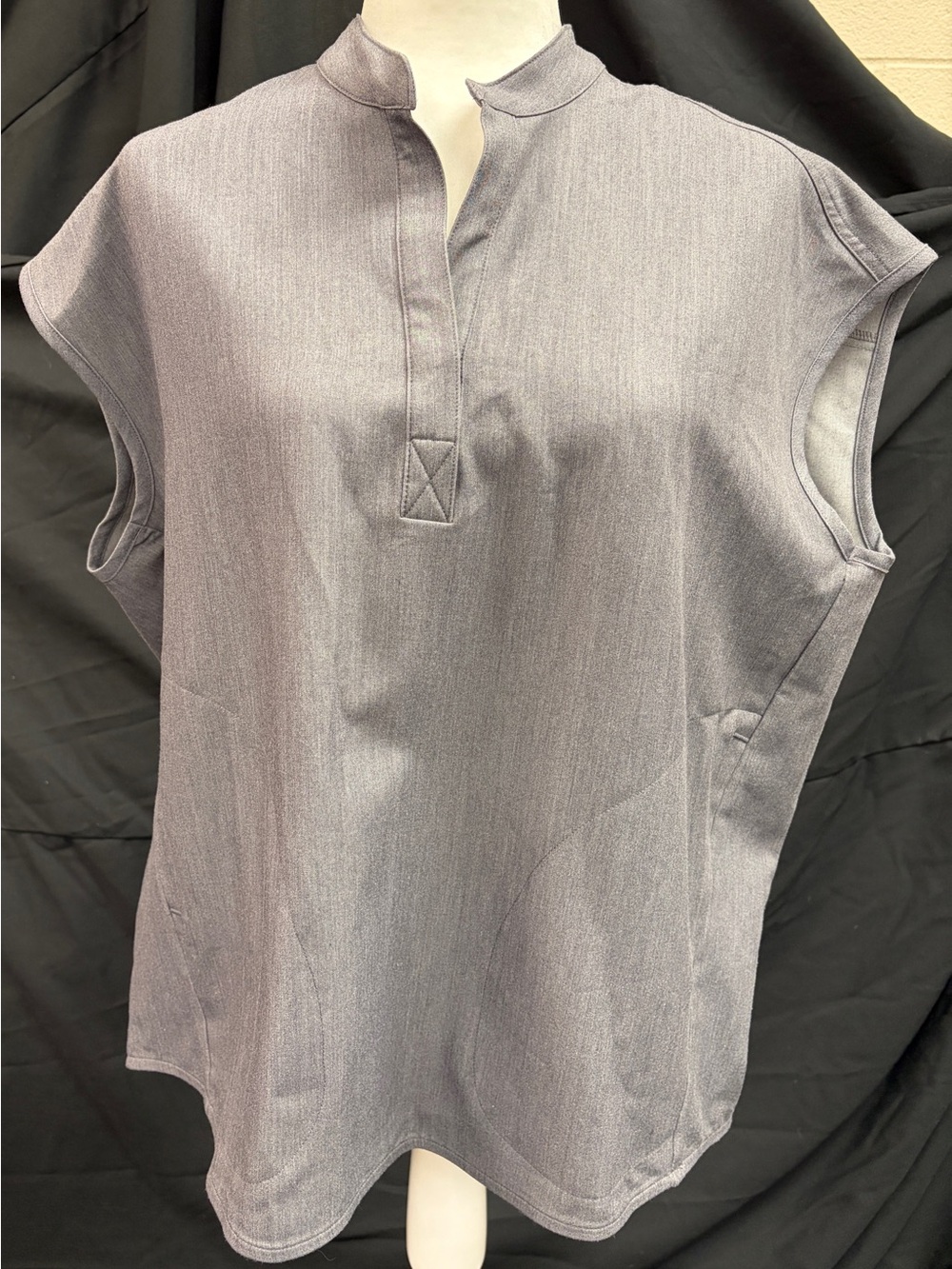 Figs Men's Slate Charcoal Grey Scrub Top